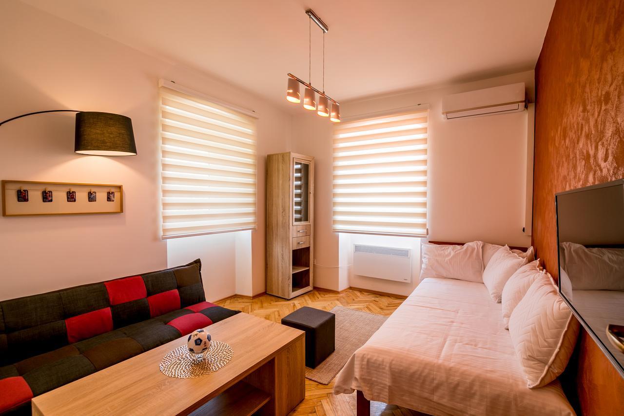 Apartments Villa Jovanka แฮร์เซ็ก-โนวี ภายนอก รูปภาพ