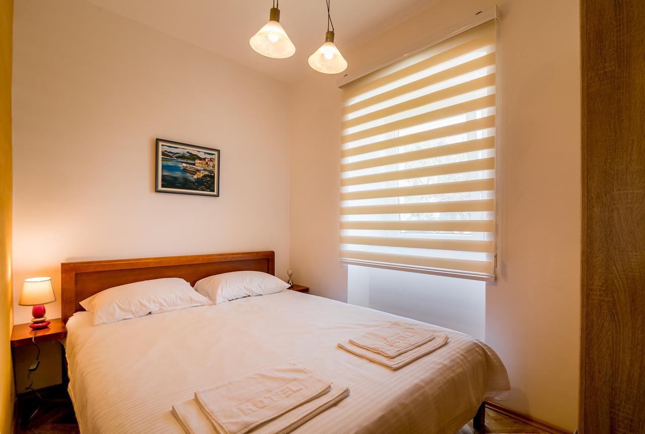 Apartments Villa Jovanka แฮร์เซ็ก-โนวี ภายนอก รูปภาพ